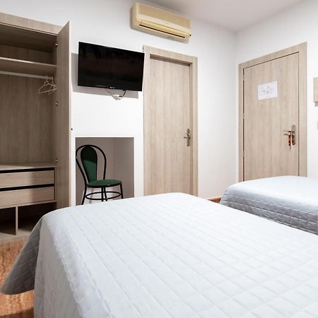 Hostal Vinuela San Pedro de Merida Dış mekan fotoğraf