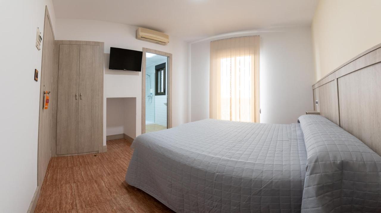 Hostal Vinuela San Pedro de Merida Dış mekan fotoğraf