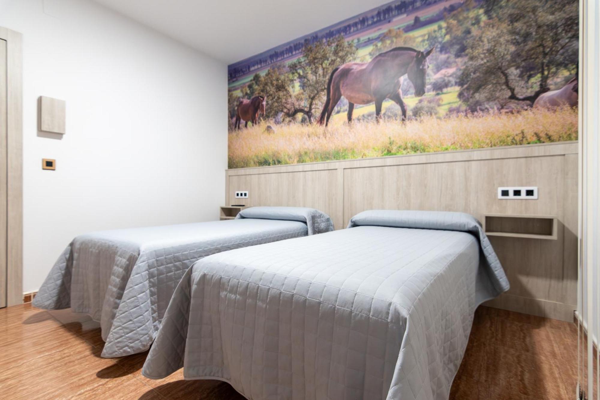 Hostal Vinuela San Pedro de Merida Dış mekan fotoğraf